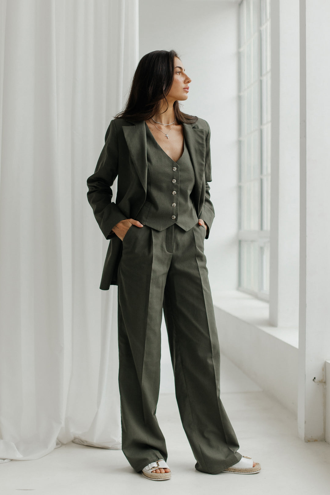 #color_khaki-green