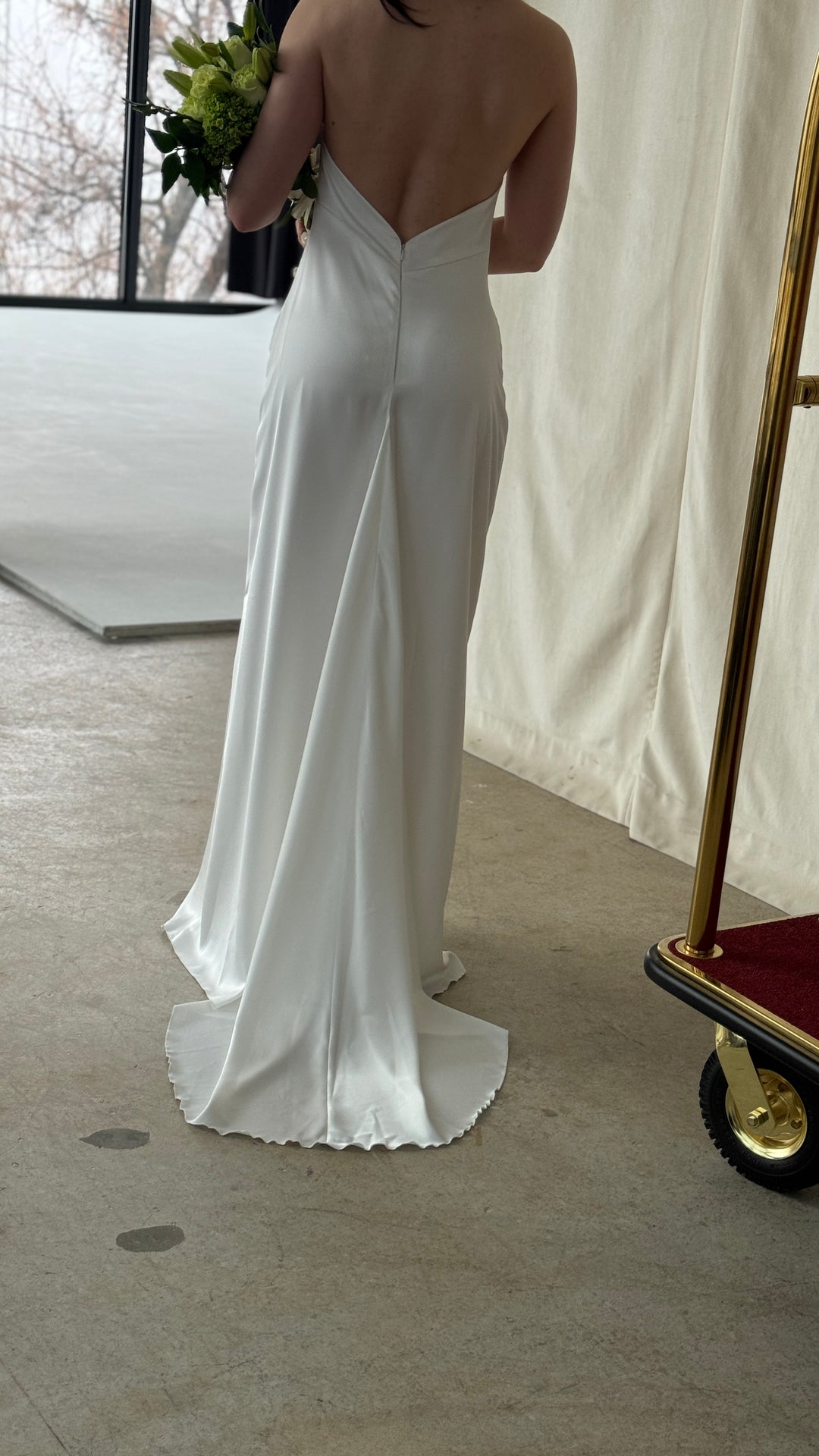#color_ivory